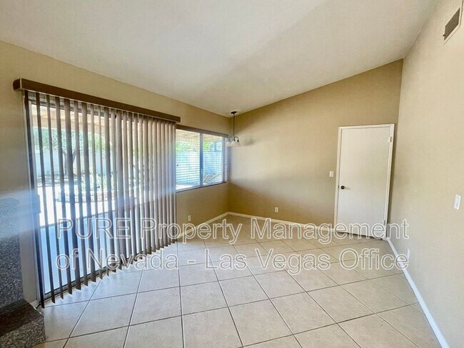 Building Photo - 6649 Wayburn Way