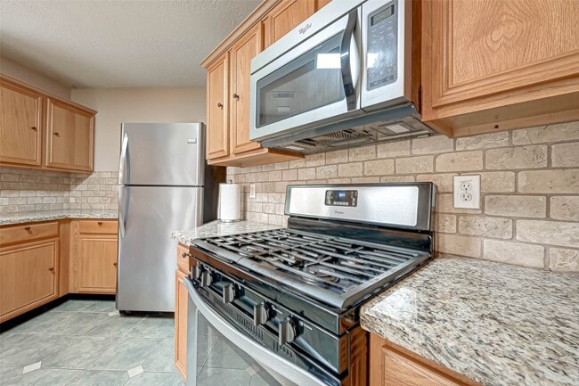 Building Photo - 3914 Crystal Pass Ct