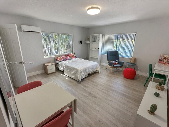 Primary Photo - 6647 SW 59th Pl