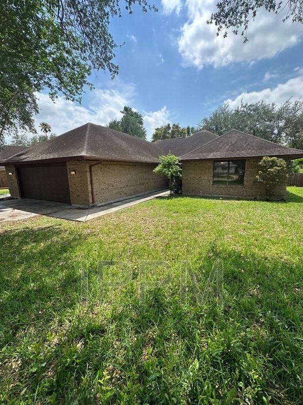 Building Photo - 125 El Cielo Cir