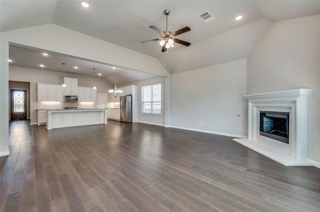 Building Photo - 4720 Bonfire Way