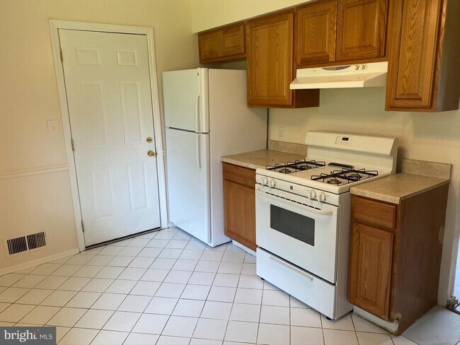 Building Photo - 4308 Ferrara Dr