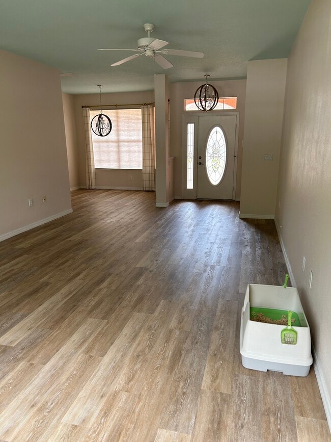 Building Photo - 8303 SW 82nd Cir