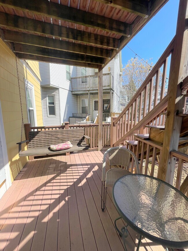 Building Photo - 112 Boston Ave