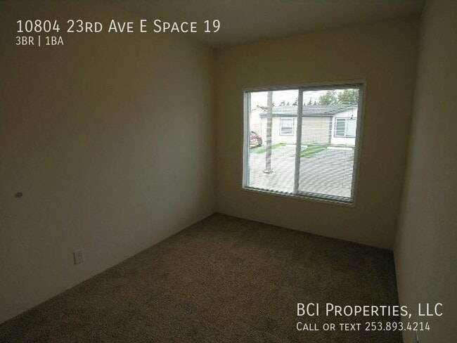 Building Photo - 10804 23rd Ave E