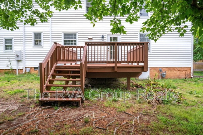 Building Photo - 10075 Aragon Dr