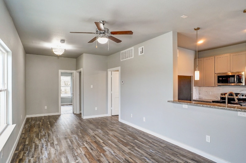 Building Photo - 1420 Park Pl