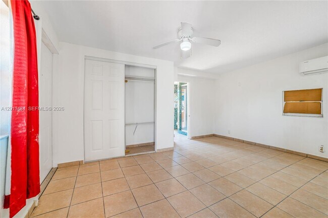 Building Photo - 26500 SW 167th Ave