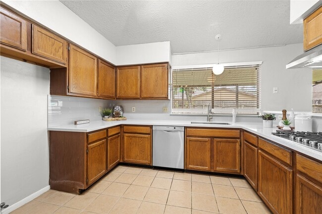 Building Photo - 8118 Vista Del Sol Dr