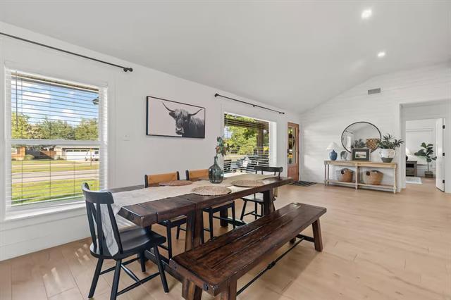 Building Photo - 315 Easton Rd