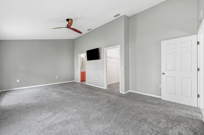 Building Photo - 1601 Wekiva Dr