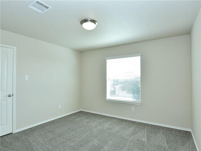 Building Photo - 11716 Alexs Ln