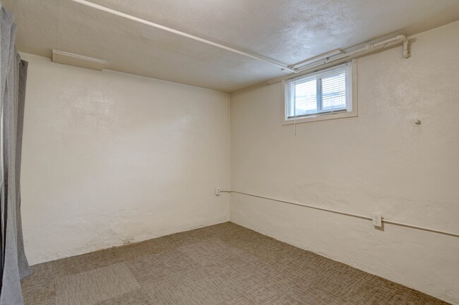 Building Photo - 1902 Washington Ave