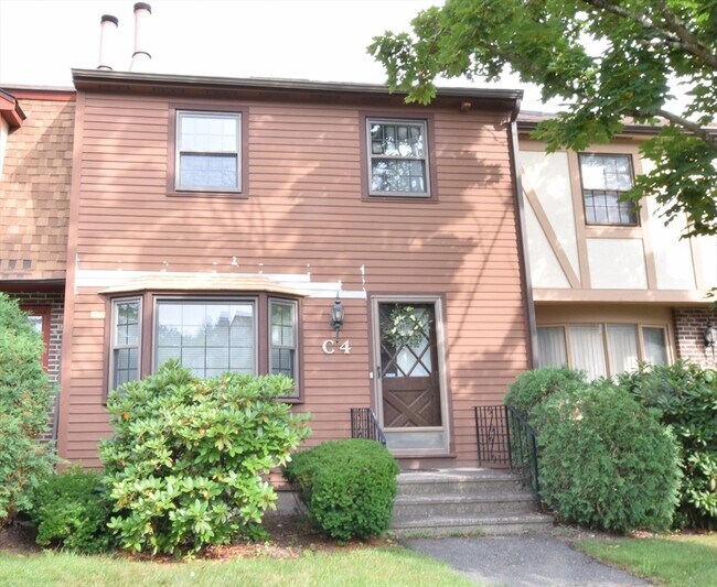 Building Photo - C4 Scotty Hollow Dr