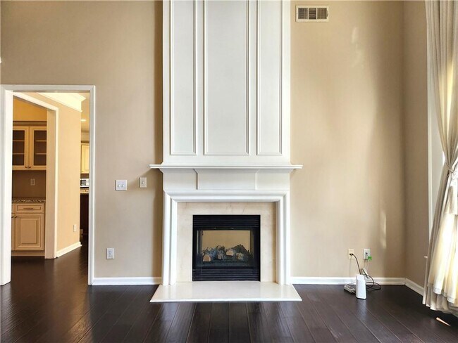 Building Photo - 11192 Peachcove Ct
