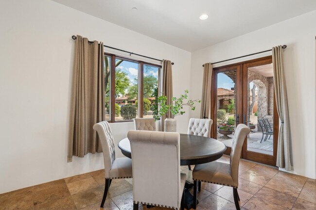 Building Photo - 7701 E Golden Eagle Cir