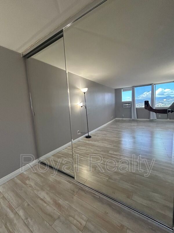 Building Photo - 1060 Kamehameha Hwy