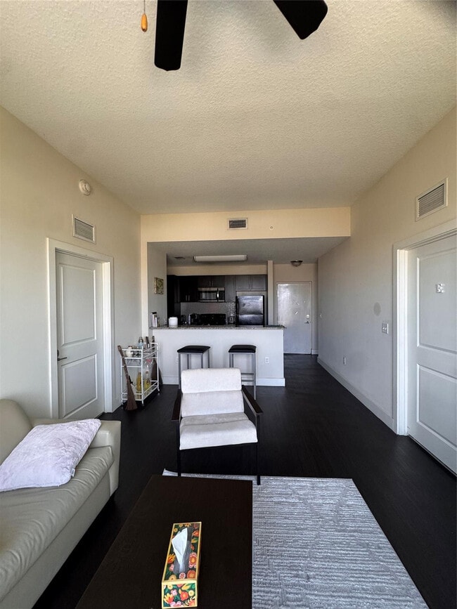 Building Photo - 135 NW 20th St