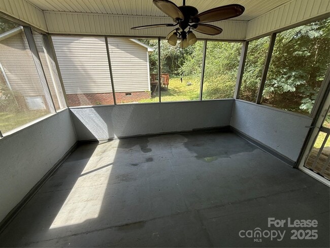 Building Photo - 5616 Charlie Walker Rd