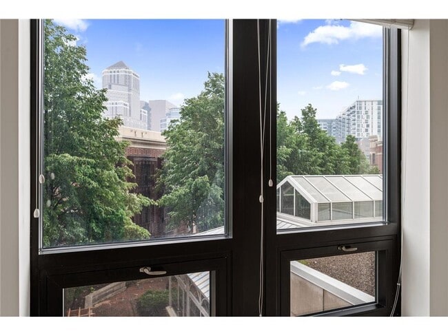 Primary Photo - 500 500 E Grant St