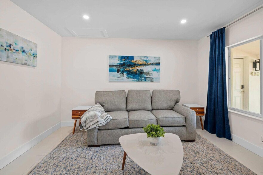 Building Photo - 44 N Federal Hwy