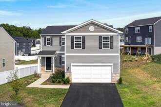 Building Photo - 3155 White Tail Dr