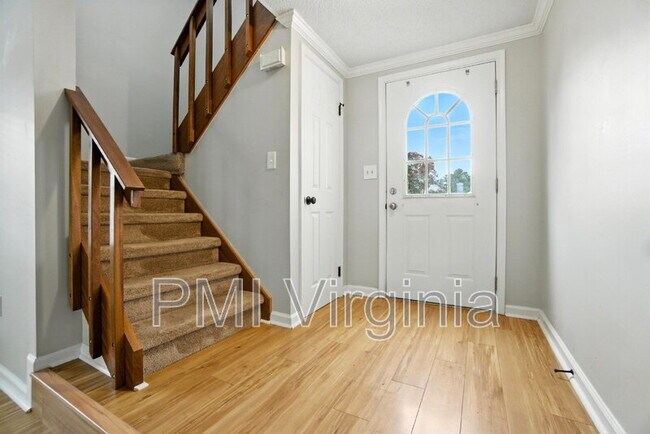 Building Photo - 5489 Glenville Cir