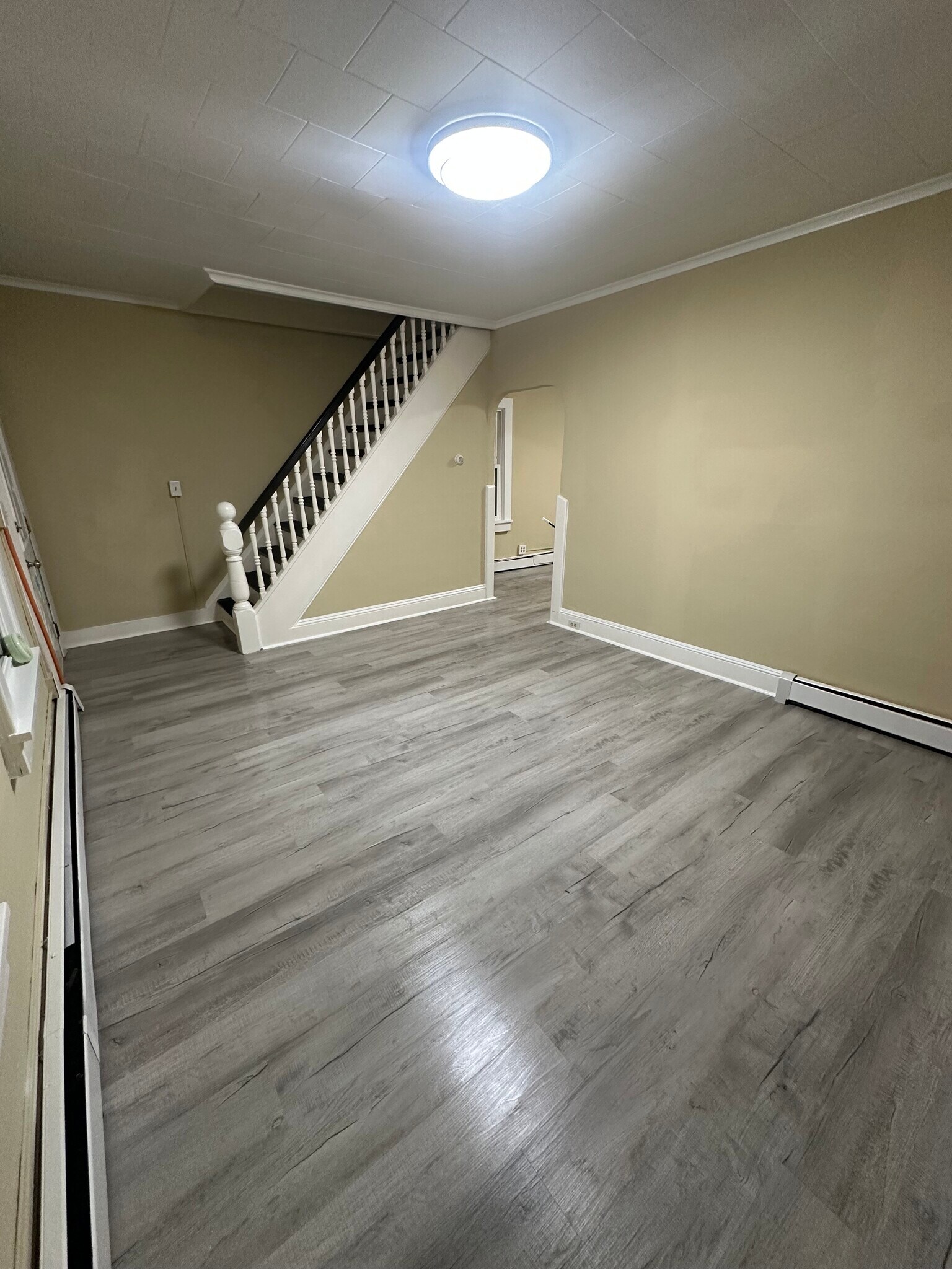 Building Photo - 207 Gorham Ave