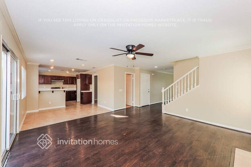 Building Photo - 40627 Cartier St