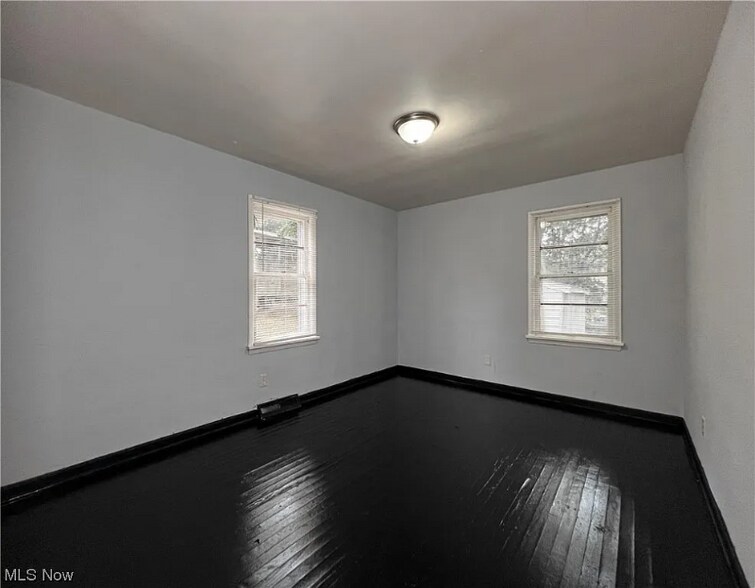 Building Photo - 1764 S Heights Ave