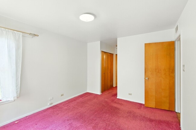 Building Photo - 6230 War Lodge Ln