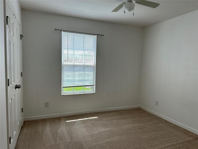 Building Photo - 212 Hamlet Lp