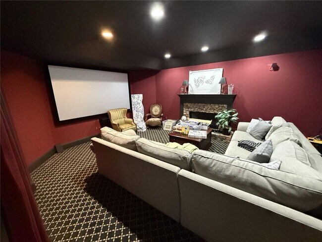Building Photo - 5230 Fieldwood Dr