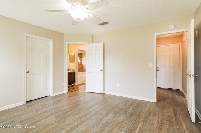 Building Photo - 2944 Whirlaway Ct
