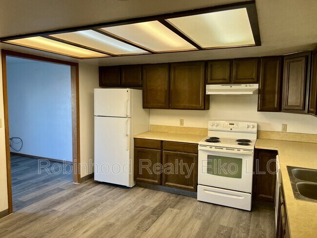 Building Photo - 358 Parkchester Dr