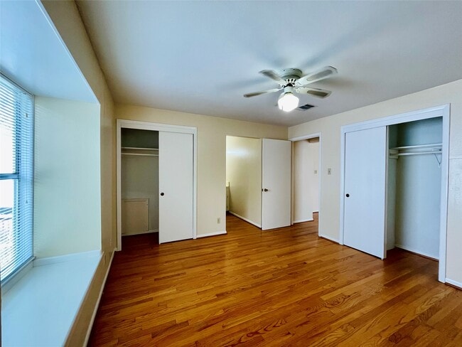 Building Photo - 3420 Mt Vernon St