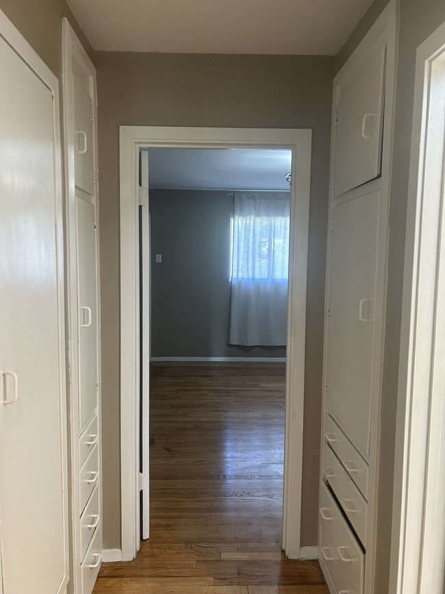 Building Photo - 137 Las Flores Ave