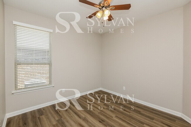 Building Photo - Rest. Relax. Recharge. Home awaits!