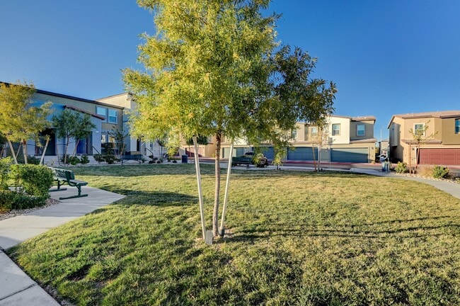 Building Photo - 7869 Sailor Sam Ave