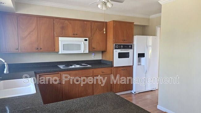 Building Photo - 154 McKinley Cir