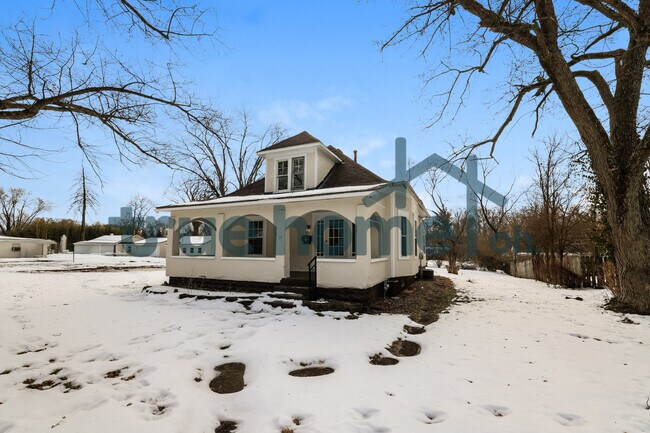 Building Photo - 130 Burgess Ave