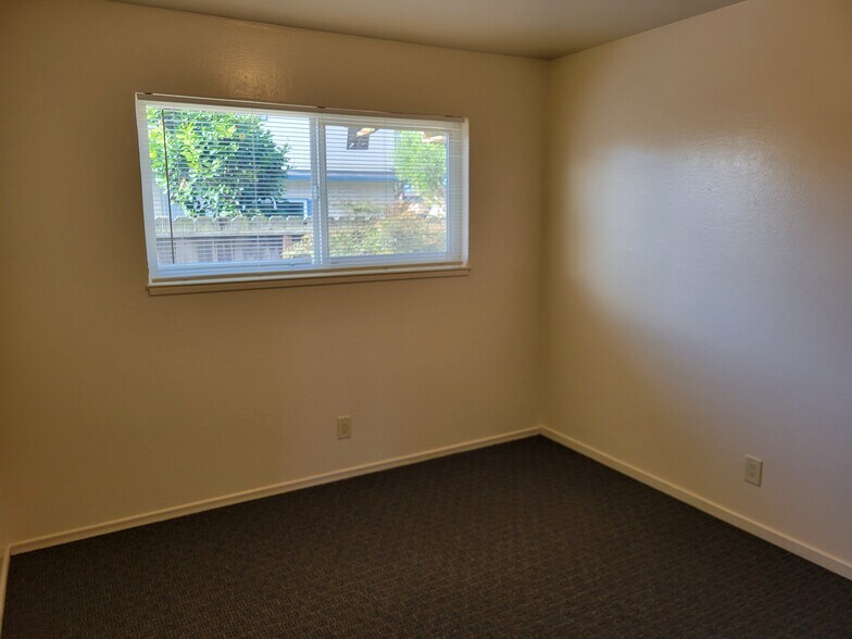 Building Photo - 791 Palma Dr