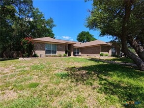 Building Photo - 5601 Hunters Ridge Trail