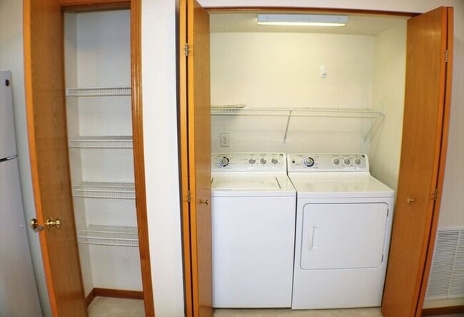 Building Photo - $1,250 | 2 Bedroom, 1 Bathroom Condo | Dog Friendly* | Available for August 1st, 2026 Move In!