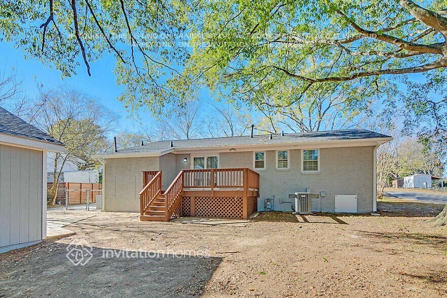 Building Photo - 4616 Castlebar Dr
