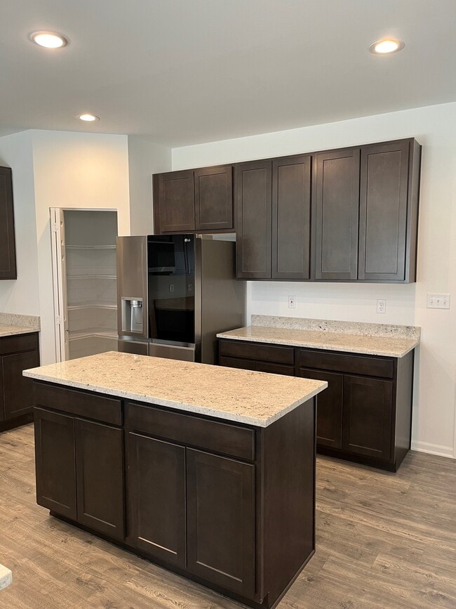 Building Photo - 13131 Rutledge Pl