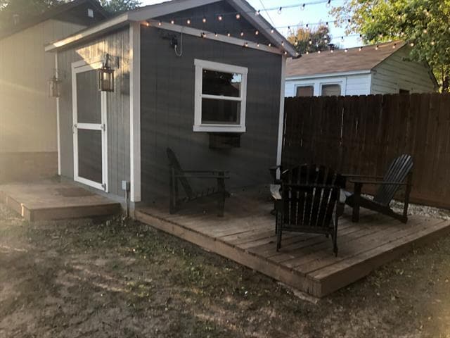 Building Photo - 4332 Calmont Ave