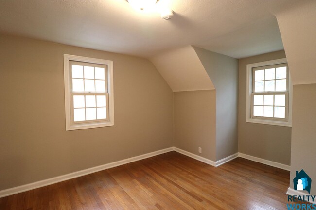 Building Photo - Adorable 3 Bed House!