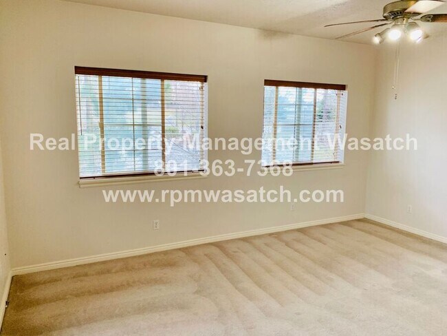 Building Photo - 1255 Wolf Hollow Ln