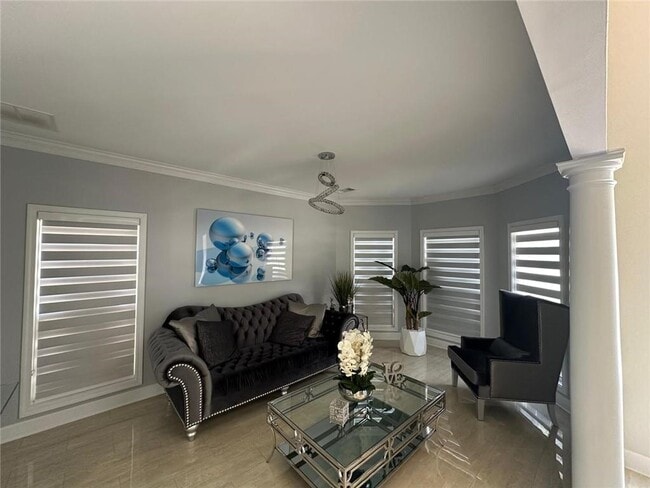 Building Photo - 2670 Turning Leaf Dr N West